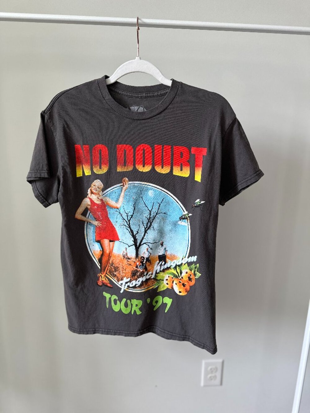 Urban Outfitter's Men's No Doubt 1997 Tour Tee Charcoal Size Small Worn Once
